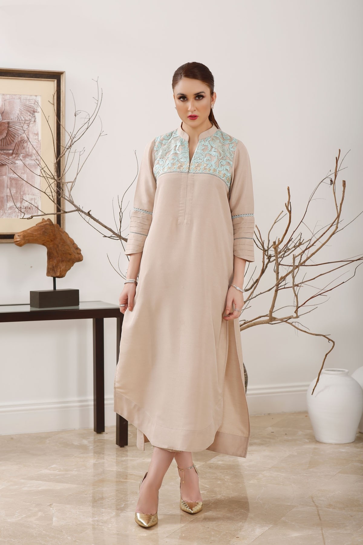 Raw silk hotsell suit designs