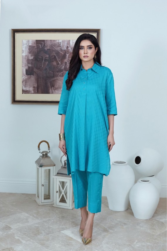 Turquoise Jacquard lawn 2pc suit. 