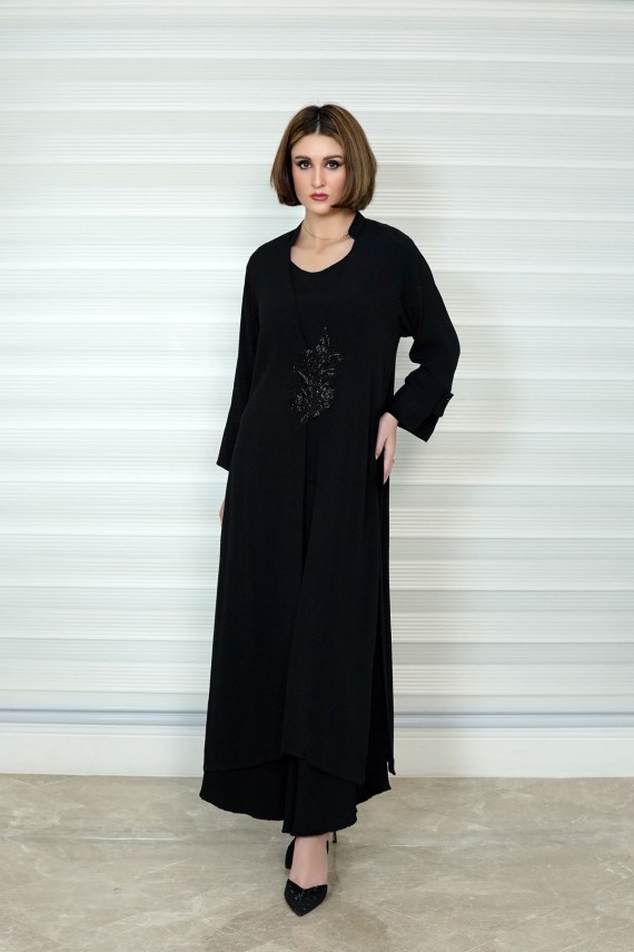 Black georgette 2pc suit.