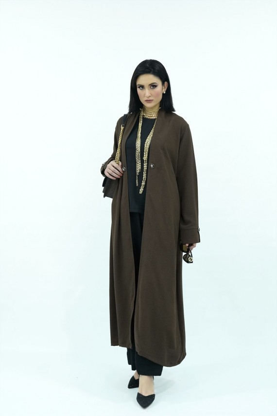Black and brown crepe 3pc suit.