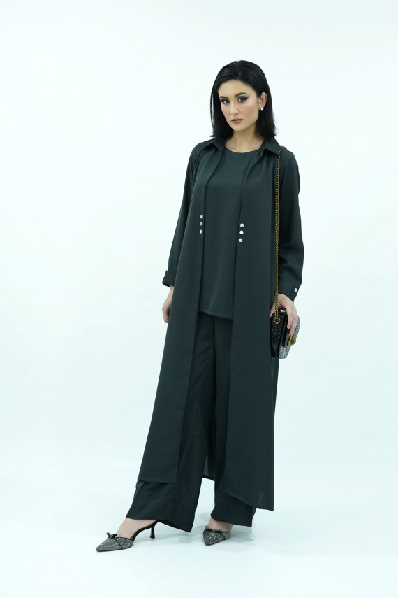 Dark grey crepe 3pc suit.