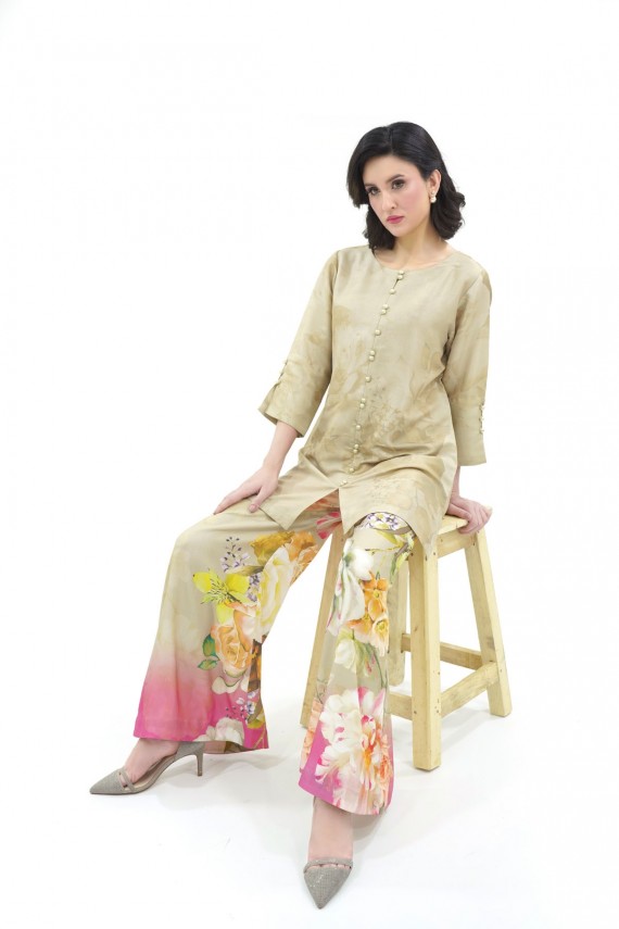Beige 2pc floral emboss print raw silk suit.