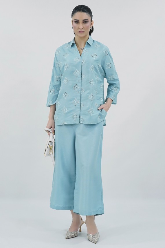 Blue embroidered raw silk 2pc set. 