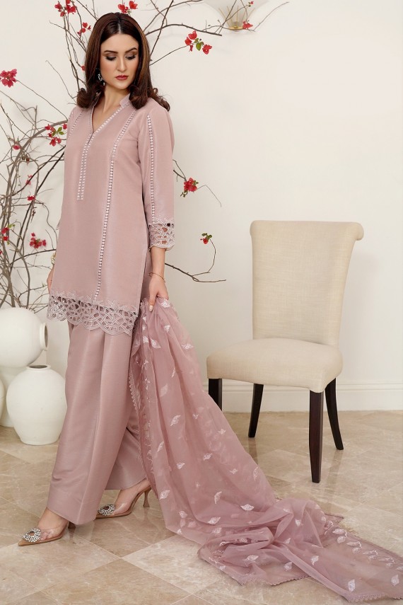 Pink organza 1pc dupatta.
